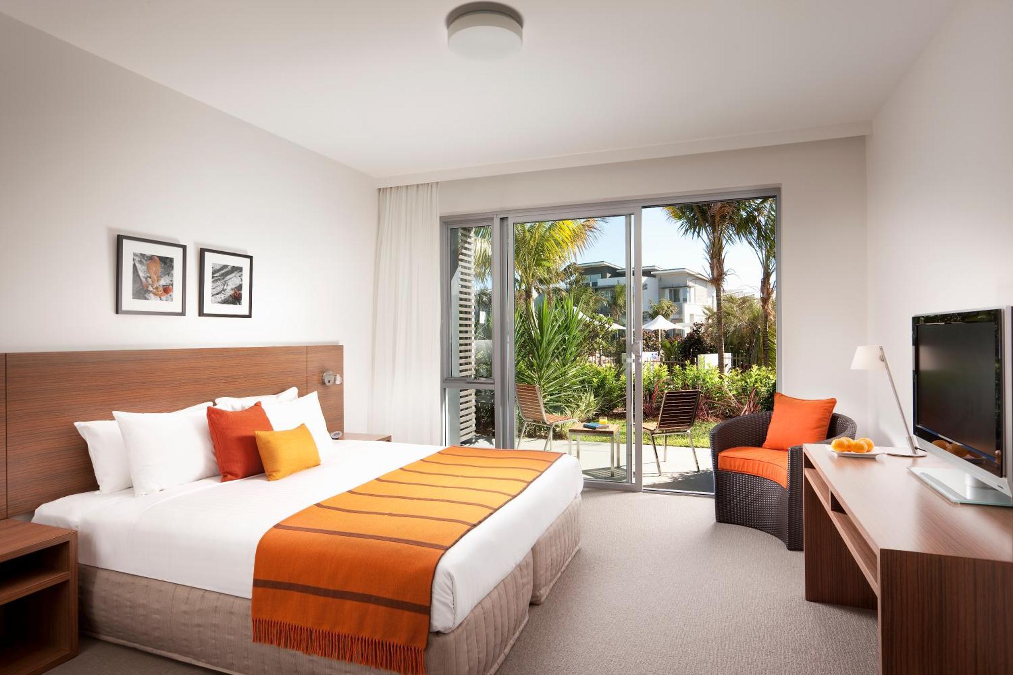 Pullman Magenta Shores Resort Entrance Exterior foto A room at the Mantra on Saltwater Island